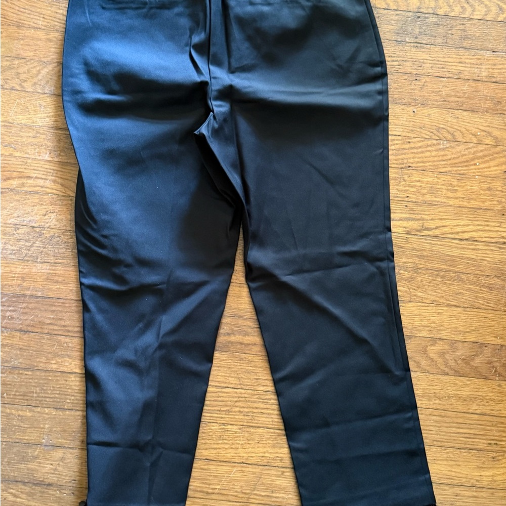 NWT Chico's black embellished hem pants 1.5 Crop Ultimate Fit slim ankle sequins - Picture 3 of 11